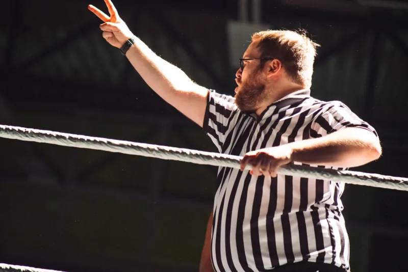 Dans l'ombre des champions : le rôle méconnu et décisif des arbitres du Tournoi Yves Ryan
